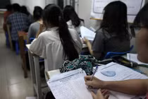 Buộc thôi việc giáo viên dạy thêm trong dịp nghỉ học phòng dịch Covid-19