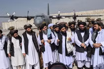Mỹ rút quân khỏi Kabul, Taliban thu giữ vô số chiến lợi phẩm giá trị