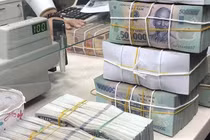 Ngân hàng vượt bất động sản trong cuộc đua phát hành trái phiếu