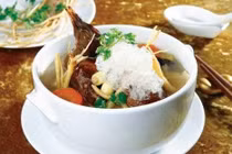 Chim sẻ hầm chữa vô sinh
