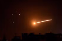 Israel không kích ngoại ô thành phố Damascus, thủ đô Syria