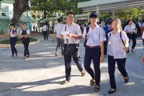Khánh Hoà cho học sinh, sinh viên nghỉ học để tránh bão