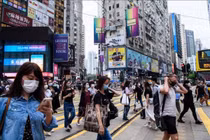 Hong Kong chiến đấu với đợt dịch nghiêm trọng, Úc mở cửa hoàn toàn biên giới 