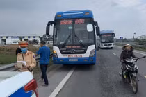 Bộ GTVT: Không dừng, đỗ để đón, trả khách tại địa bàn có dịch Covid-19