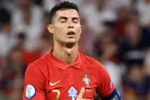 Bồ Đào Nha 2-2 Pháp: Ronaldo lập cú đúp