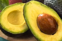 Quả bơ hỗ trợ tăng chiều cao
