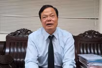 Quà Tết: Cấp trên không nhận, cấp dưới sao dám biếu?