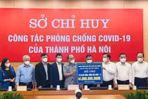 Techcombank trao tặng 15 tỷ đồng hỗ trợ Thủ đô Hà Nội chống dịch 