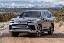 Lexus LX 600 ra mắt thị trường Việt Nam với giá từ 8,1 tỷ đồng.
