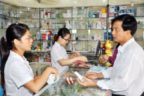Mua thuốc dễ như mua rau (kỳ cuối): Sẽ giám sát bán thuốc theo đơn bằng camera