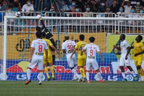 HA Gia Lai 1-0 Hà Nội: Siêu phẩm sút xa của Xuân Trường