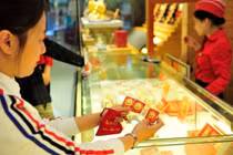 Kiểm tra trọng lượng vàng
