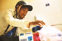 Nụ cười của cô gái 18 năm lấy bệnh viện làm nhà