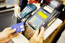 Vay tín chấp, có ngân hàng tăng lãi suất thẻ tín dụng lên hơn 47%/năm
