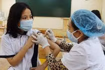 Hà Nội nhận gần 73.000 liều vắc xin tiêm cho trẻ 5-11 tuổi