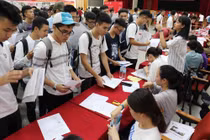 Chưa tốt nghiệp đã nhận giấy báo đại học