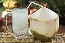 Tăng huyết áp có uống được nước dừa?