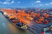 Nửa đầu tháng 4/2022, nhập siêu 1,61 tỷ USD