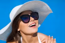 Bức xạ tia cực tím ở mức cao, nên đội mũ ngay cả khi trời râm