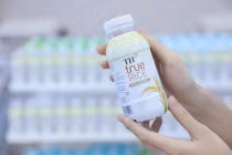 Bác sĩ y học cổ truyền hướng dẫn cách dùng nước gạo rang an toàn