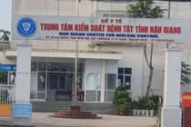 Hậu Giang: Bắt cựu giám đốc CDC - người “trả lại quà của Công ty Việt Á”