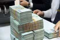 Vì sao lãi suất cho vay giảm vẫn không cứu được doanh nghiệp?