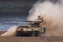 Quân Nga tấn công pháo M777 Mỹ, đưa xe "Kẻ hủy diệt" vào chiến đấu ở Donbass