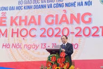 Hơn 5.800 tân sinh viên Kinh doanh và Công nghệ tựu trường
