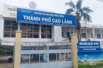 Cô giáo nhắn tin gợi ý thu tiền và đe doạ học sinh qua facebook bị kỷ luật