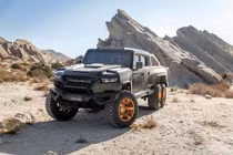Siêu bán tải Rezvani Hercules 6×6 có giá bán gần nửa triệu USD