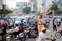 Thủ tướng yêu cầu mở các cao điểm bảo đảm trật tự an toàn giao thông