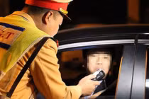  "Ngấm" lệnh cấm, rượu bia ế chưa từng có