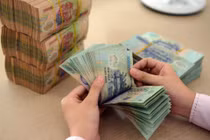 Quyết tăng thưởng Tết cho giảng viên dù dịch bệnh khó khăn