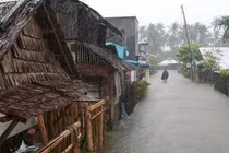 Siêu bão Surigae: Hơn 100.000 người Philippines phải sơ tán