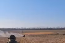 Bùng phát chiến tranh toàn diện, quân đội Ukraina tấn công Donbass