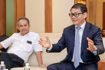 Tỷ phú Trần Bá Dương thay Bầu Đức làm Chủ tịch HAGL Agrico