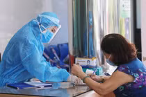 Sáng 9/10: Hà Nội không ghi nhận ca mắc mới, người bị ho sốt cần khai báo y tế