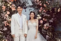 Ảnh cưới của Hyun Bin và Son Ye Jin khiến fan hâm mộ phát cuồng