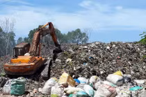 Rác thải “tấn công” Côn Đảo và Phú Quốc