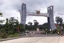 Cửa khẩu Quốc tế Lệ Thanh nối giữa tỉnh Gia Lai và tỉnh Ratanakiri (Campuchia).