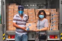 Vạn ly sữa, vạn yêu thương của Cô Gái Hà Lan góp sức cùng TPHCM và Bình Dương chống dịch