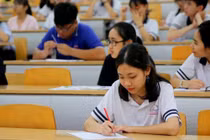 ĐH Quốc gia TPHCM lùi thời gian thi đánh giá năng lực
