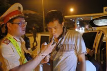 Tổng kiểm soát phương tiện giao thông đường bộ, phát hiện hàng loạt vụ vi phạm pháp luật