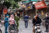 Trẻ nhiễm COVID-19 ở điểm “nóng” Phú Đô, Hà Nội tăng cao