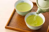 Thai phụ không nên uống nhiều trà xanh, trà đặc