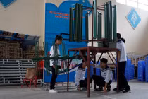 Máy sục khí chạy bằng năng lượng gió