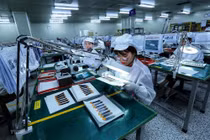 Nhập siêu 1,35 tỷ USD trong nửa đầu tháng 6