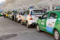 Bộ GTVT: Taxi truyền thống được bỏ hộp đèn như xe công nghệ