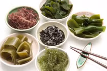 Rong biển nấu chân vịt trị bướu cổ
