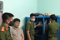 Một đàn em thân tín của trùm bảo kê Tuấn 'cá' ra đầu thú